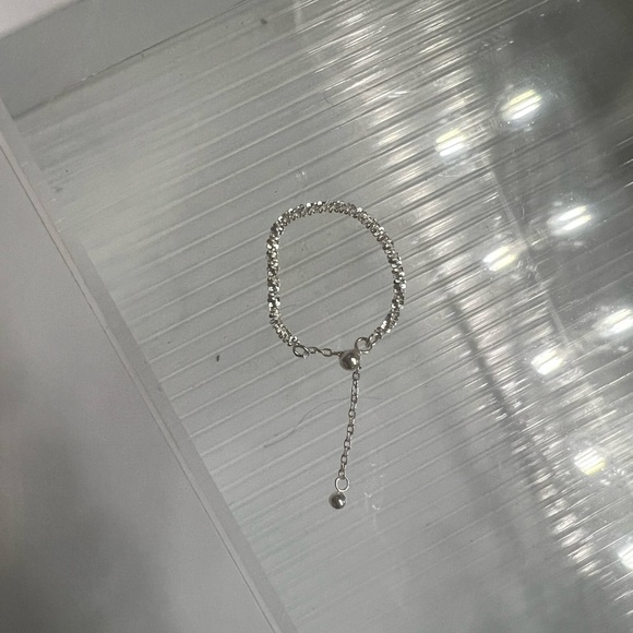 Silver slinky ring size 7 - Picture 3 of 3